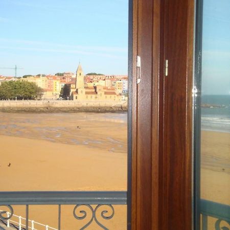 فيلا Vivienda En Gijon Frente Al Mar المظهر الخارجي الصورة
