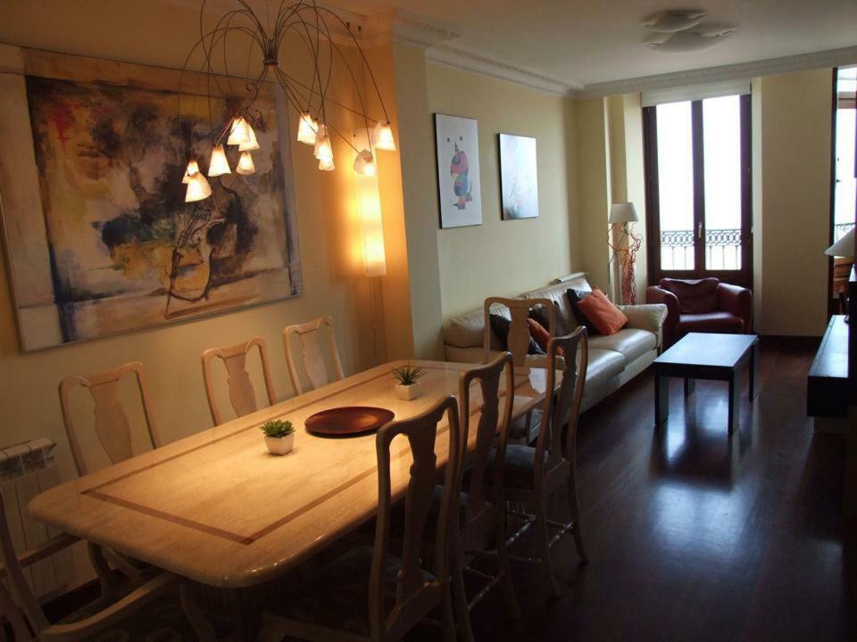 فيلا Vivienda En Gijon Frente Al Mar المظهر الخارجي الصورة